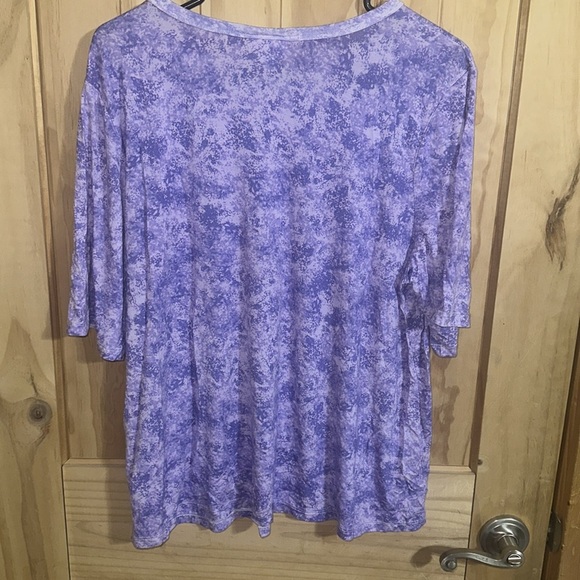 LuLaRoe Purple Short Sleeve Relaxed Blouse - Picture 3 of 4